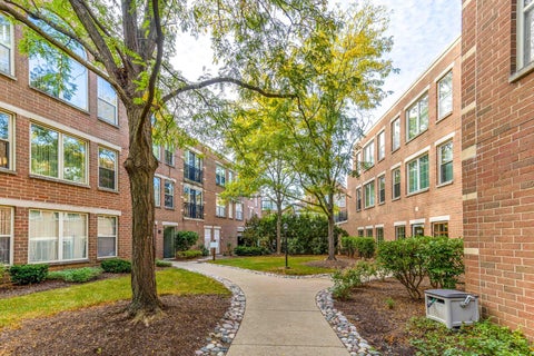Photo of 1625 Glenview Road #306, Glenview, IL 60025 (MLS # 12762786)