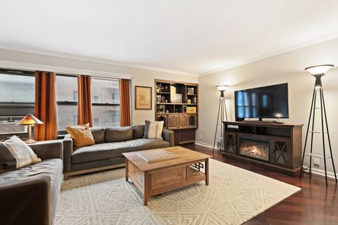 Tiny photo for 6118 N Sheridan Road #204, Chicago, IL 60660 (MLS # 12543869)