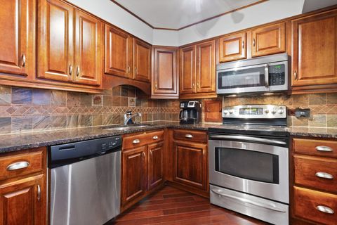 Tiny photo for 6118 N Sheridan Road #204, Chicago, IL 60660 (MLS # 12543869)