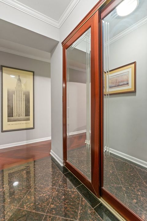 Tiny photo for 6118 N Sheridan Road #204, Chicago, IL 60660 (MLS # 12543869)