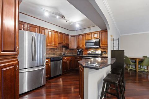 Tiny photo for 6118 N Sheridan Road #204, Chicago, IL 60660 (MLS # 12543869)