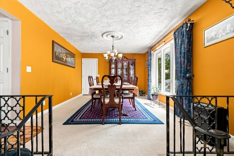 Tiny photo for 4 Vale Court, Moline, IL 61265 (MLS # 12708299)