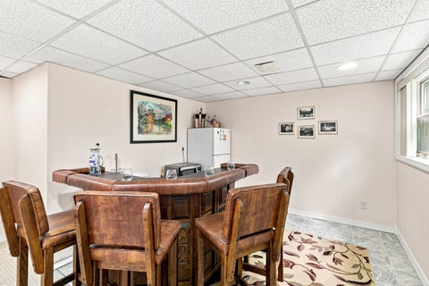 Tiny photo for 4 Vale Court, Moline, IL 61265 (MLS # 12708299)