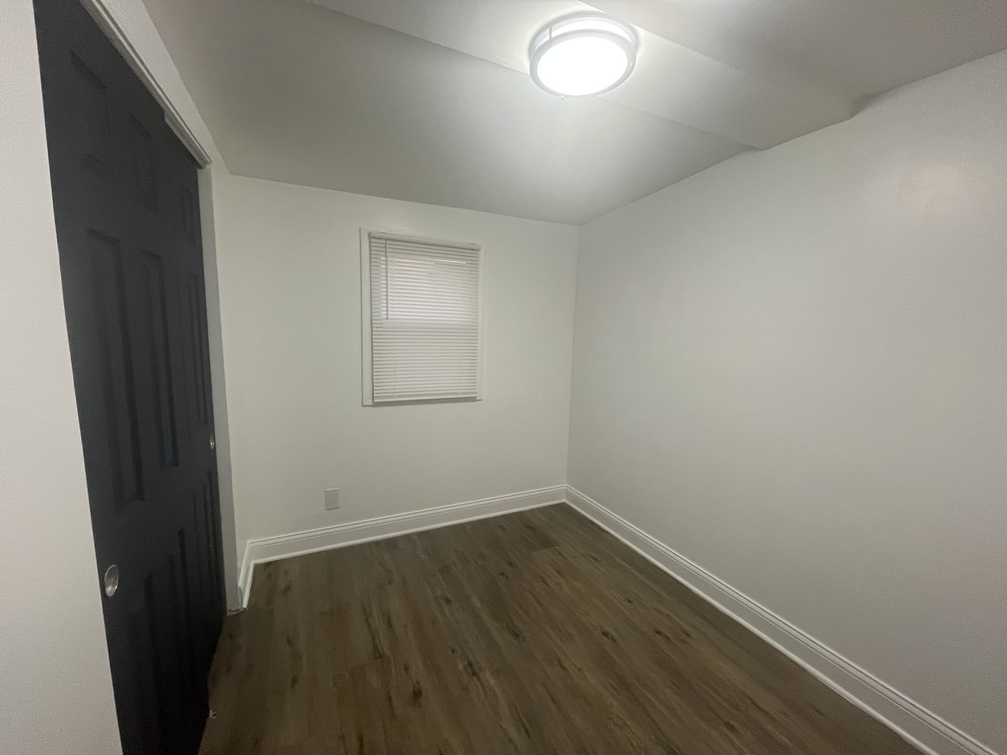 9001 S Cicero Avenue 121