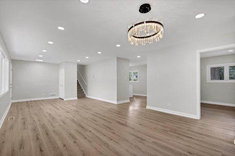 Tiny photo for 590 Durham Court, Hoffman Estates, IL 60169 (MLS # 12752366)