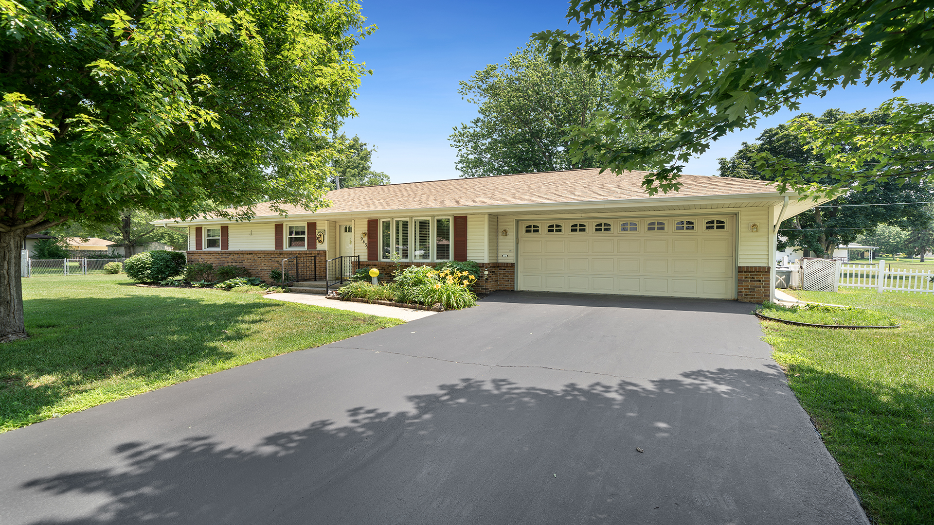 9833 Gentian Drive
