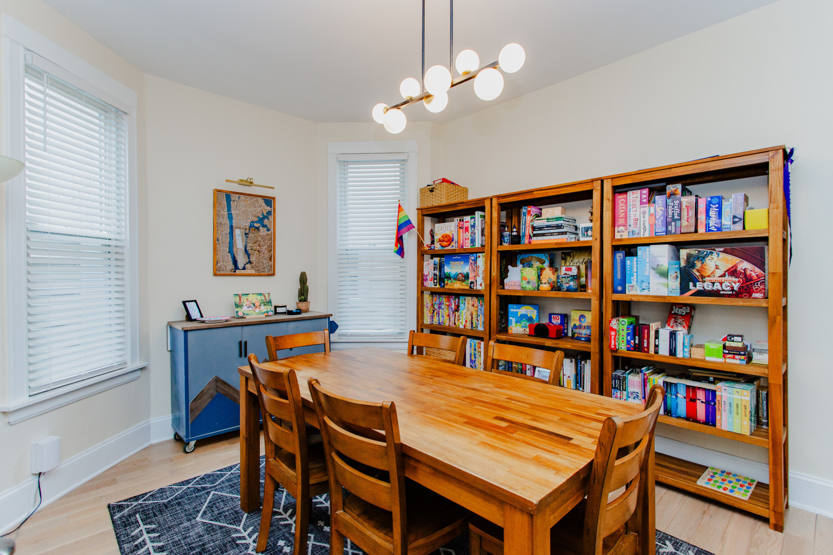 3902 N Saint Louis Avenue