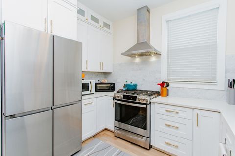 Tiny photo for 3902 N Saint Louis Avenue, Chicago, IL 60618 (MLS # 12591549)