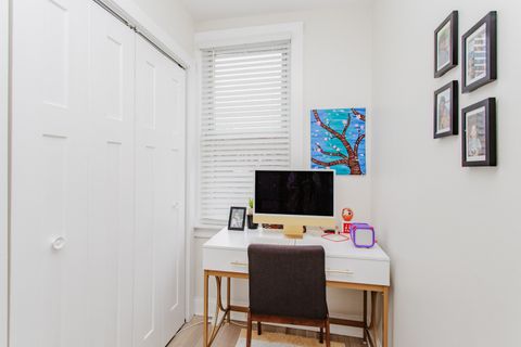 Tiny photo for 3902 N Saint Louis Avenue, Chicago, IL 60618 (MLS # 12591549)