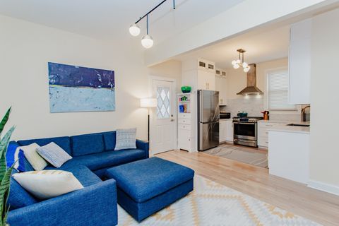 Tiny photo for 3902 N Saint Louis Avenue, Chicago, IL 60618 (MLS # 12591549)