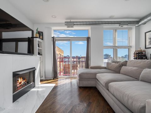 Tiny photo for 1645 W School Street #418, Chicago, IL 60657 (MLS # 12515697)