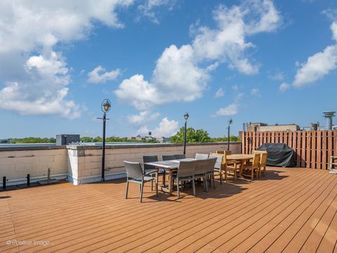 Tiny photo for 1645 W School Street #418, Chicago, IL 60657 (MLS # 12515697)