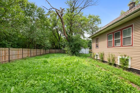 Tiny photo for 12050 S Yale Avenue, Chicago, IL 60628 (MLS # 12526468)