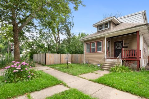 Tiny photo for 12050 S Yale Avenue, Chicago, IL 60628 (MLS # 12526468)