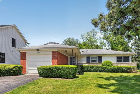 Tiny photo for 1400 London Lane, Glenview, IL 60025 (MLS # 12661719)