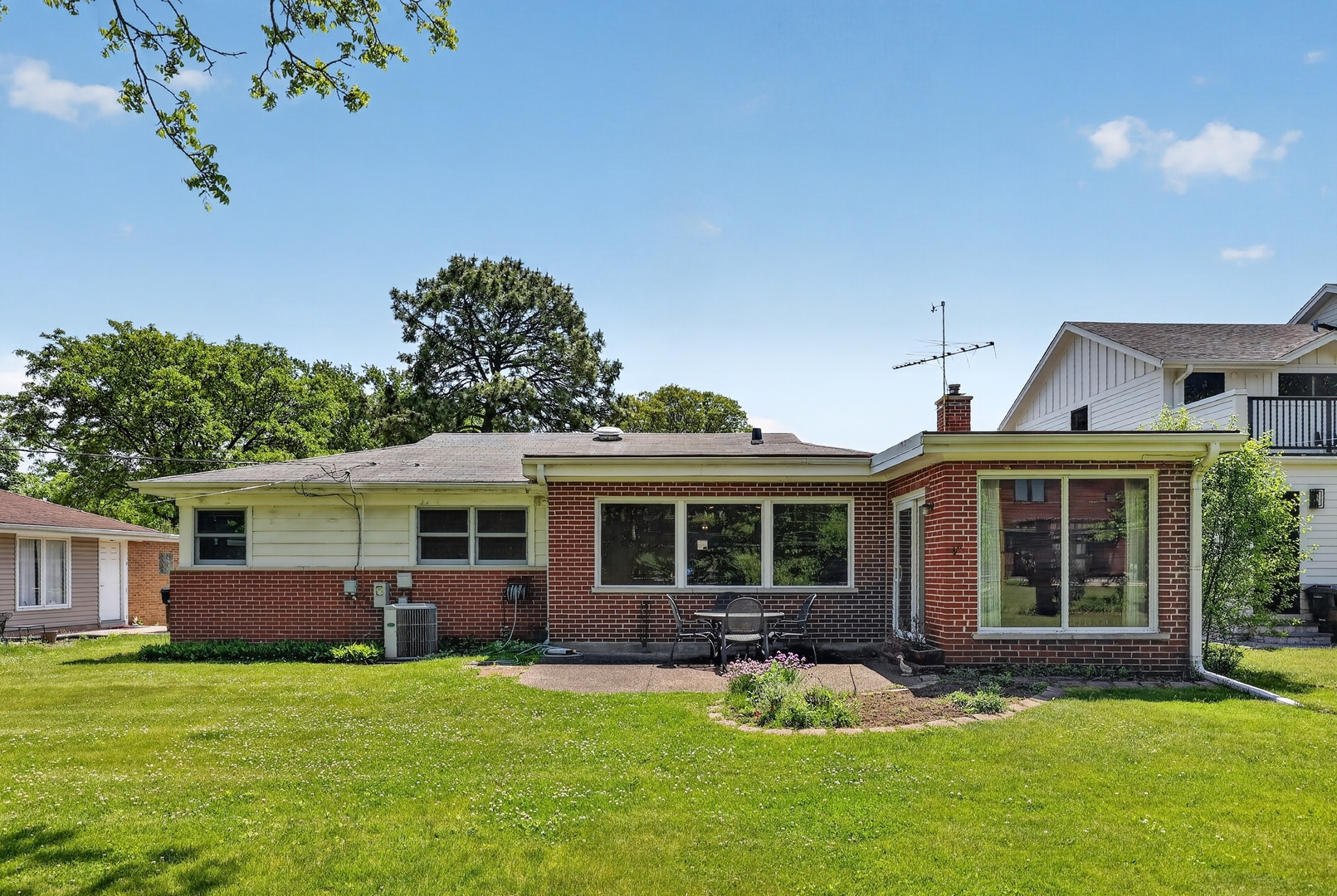 Properties 3 1400 London Lane