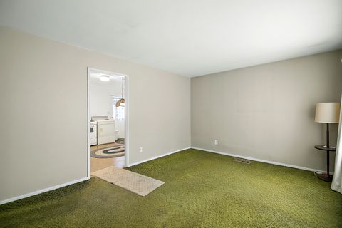 Tiny photo for 219 S Hillcrest Avenue, Kankakee, IL 60901 (MLS # 12530477)