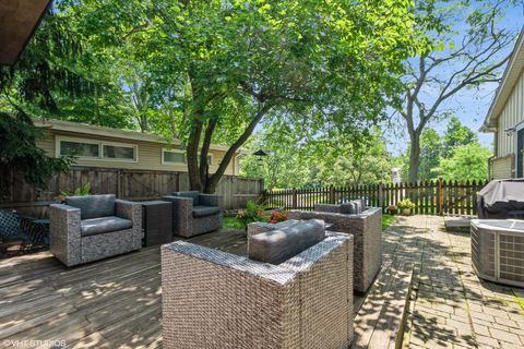 Tiny photo for 595 Ravinia Road, Highland Park, IL 60035 (MLS # 12590597)