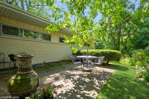 Tiny photo for 595 Ravinia Road, Highland Park, IL 60035 (MLS # 12590597)