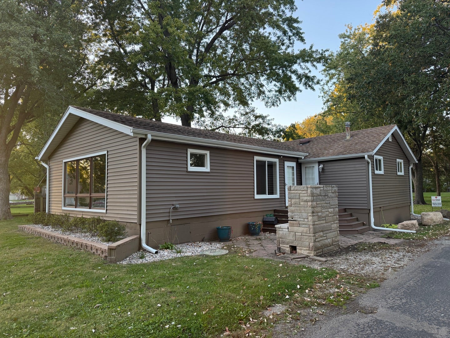 28542 S Walleye Lane