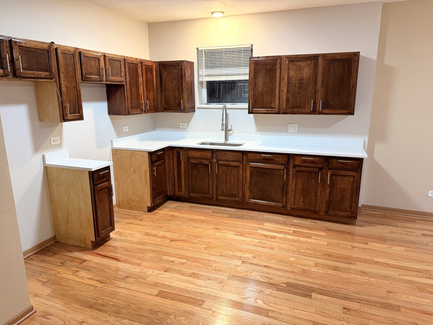 1632 S Saint Louis Avenue