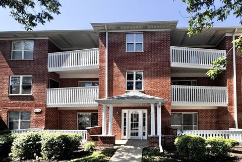 Photo of 4750 N ELSTON Avenue #201D, Chicago, IL 60630 (MLS # 12659969)