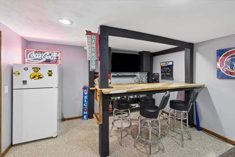 Tiny photo for 4429 Belle Avenue, Davenport, IA 52807 (MLS # 12716469)