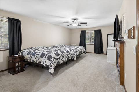 Tiny photo for 4429 Belle Avenue, Davenport, IA 52807 (MLS # 12716469)