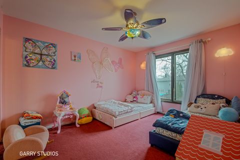 Tiny photo for 233 Lakeview Lane, Bloomingdale, IL 60108 (MLS # 12579354)