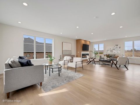 Tiny photo for Willow Springs, IL 60480 (MLS # 12579704)