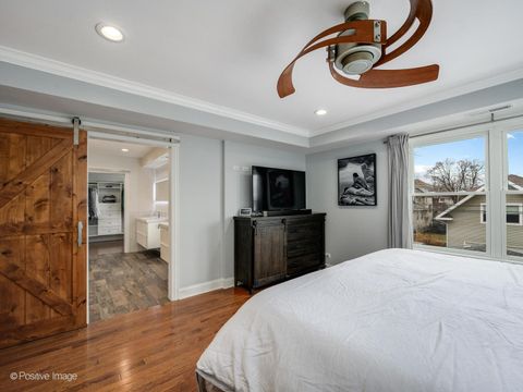 Tiny photo for 709 S Oak Park Avenue, Oak Park, IL 60304 (MLS # 12573413)