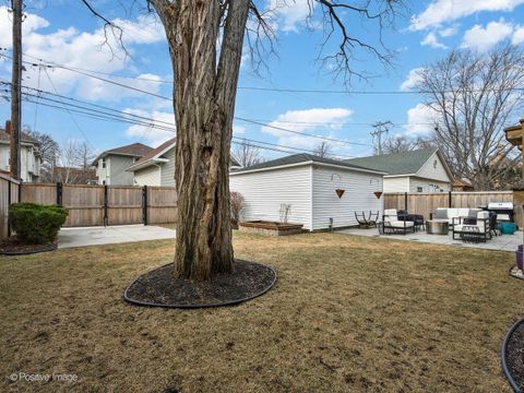 Tiny photo for 709 S Oak Park Avenue, Oak Park, IL 60304 (MLS # 12573413)