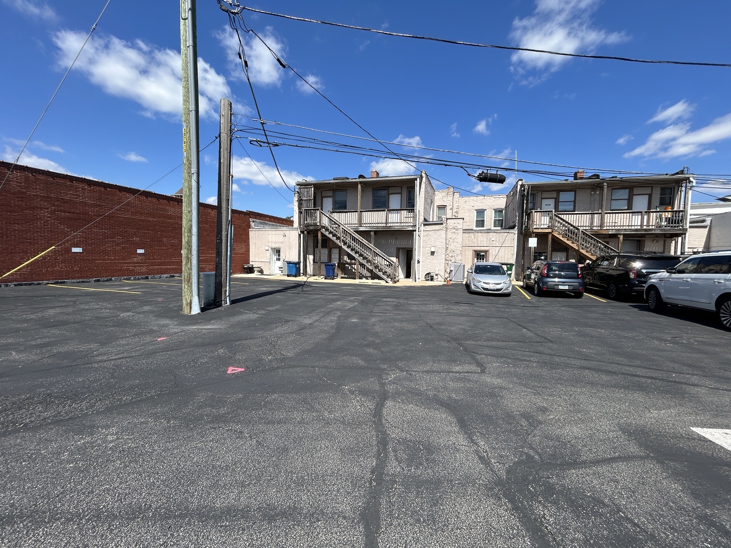 819 Burlington Avenue