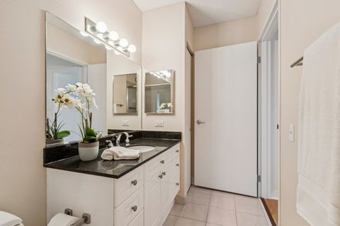 Tiny photo for 512 N MCCLURG Court #3912, Chicago, IL 60611 (MLS # 12498561)