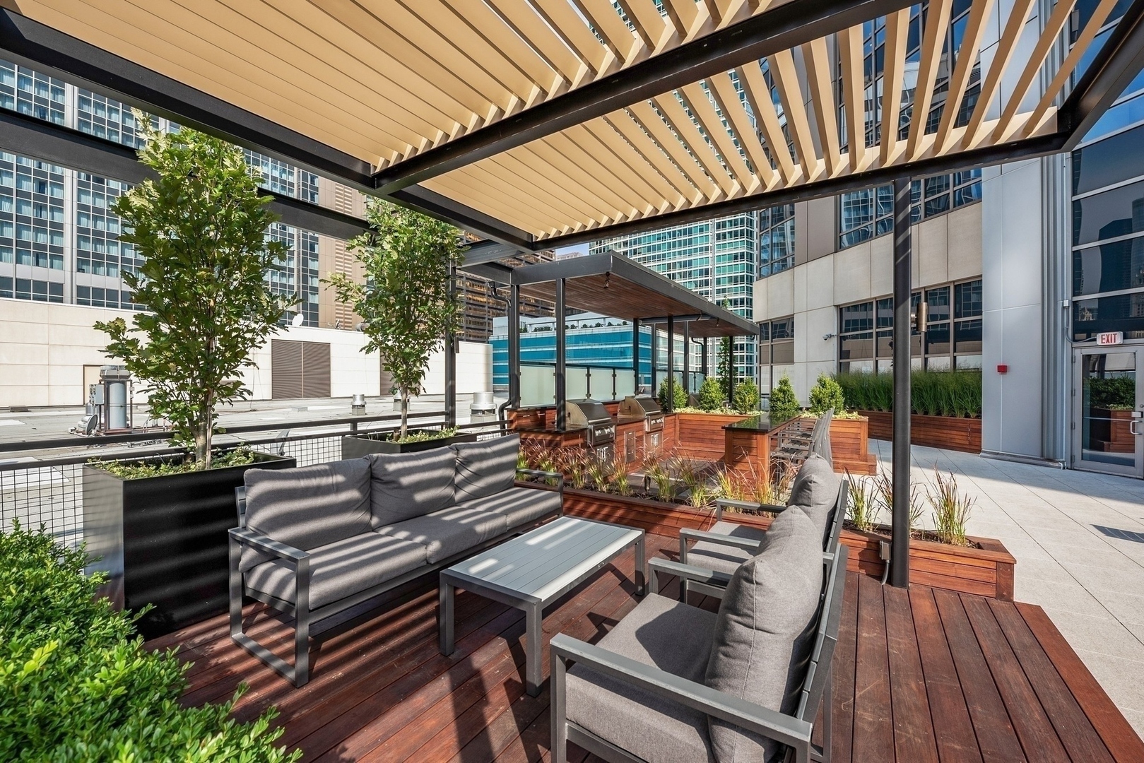 Chicago, Illinois 60611, United States, 1 Bedroom Bedrooms, ,1 BathroomBathrooms,Residential,Active,231538