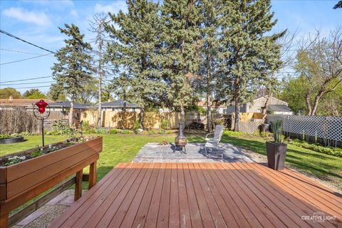 Tiny photo for 124 S Rosedale Avenue, Aurora, IL 60506 (MLS # 12589279)
