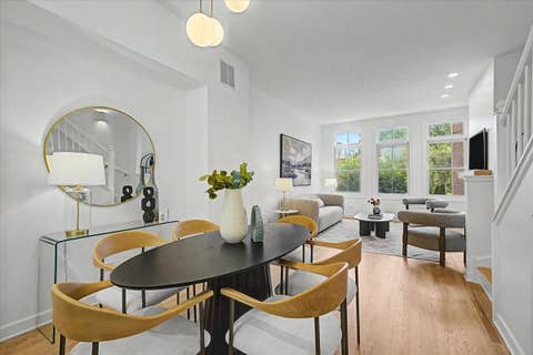 Tiny photo for 1910 S Prairie Avenue, Chicago, IL 60616 (MLS # 12720248)