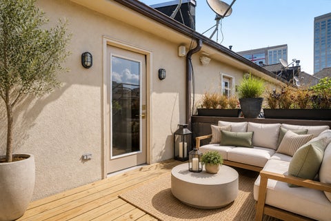 Tiny photo for 1910 S Prairie Avenue, Chicago, IL 60616 (MLS # 12720248)