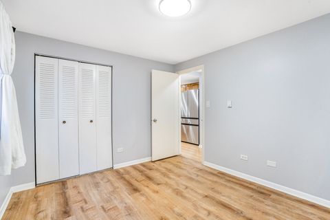 Tiny photo for 6728 W 64th Place #2B, Chicago, IL 60638 (MLS # 12572239)