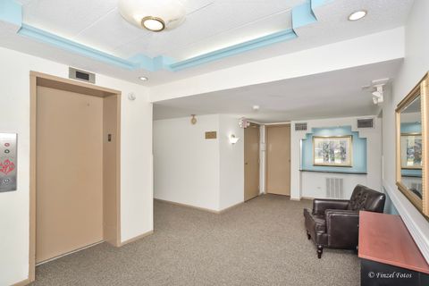 Tiny photo for Arlington Heights, IL 60005 (MLS # 12627105)