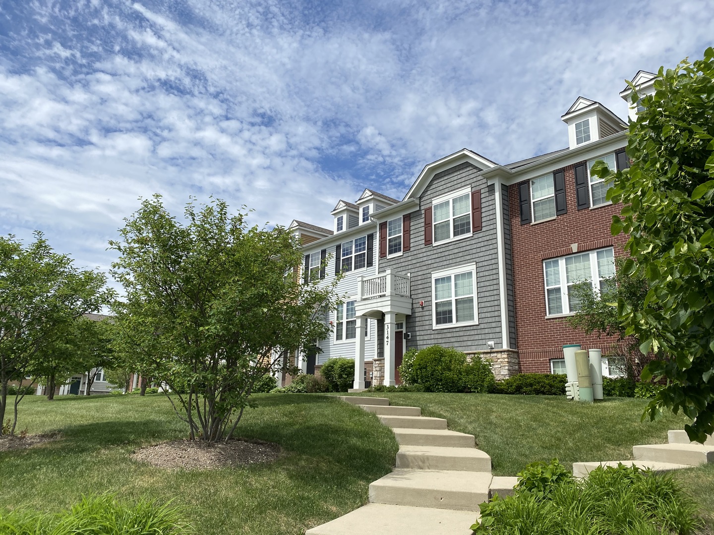 View Glenview, IL 60026 townhome