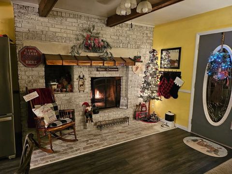 Tiny photo for 614 S Thomas Street, Gilman, IL 60938 (MLS # 12337563)