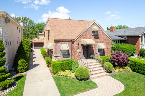 A home in Oak Lawn