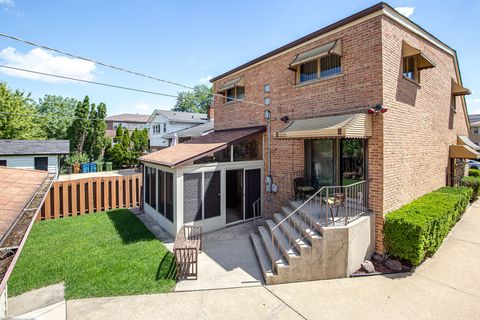 A home in Oak Lawn