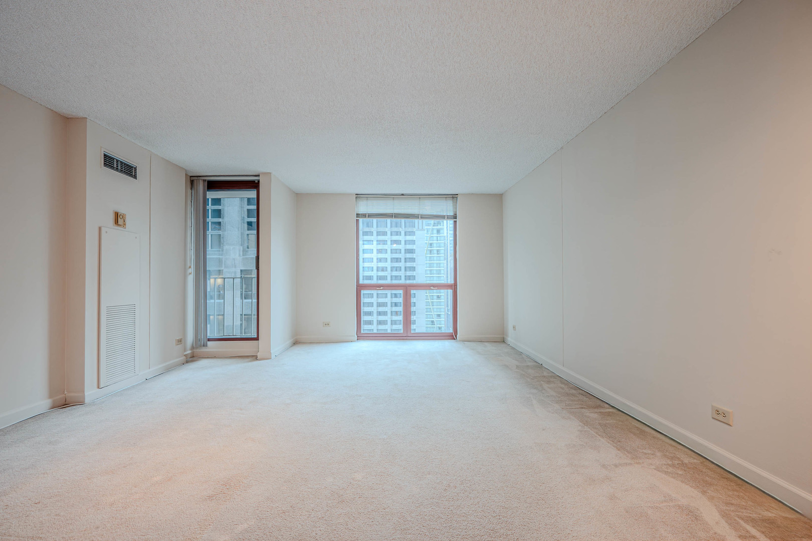 200 N Dearborn Street 2105