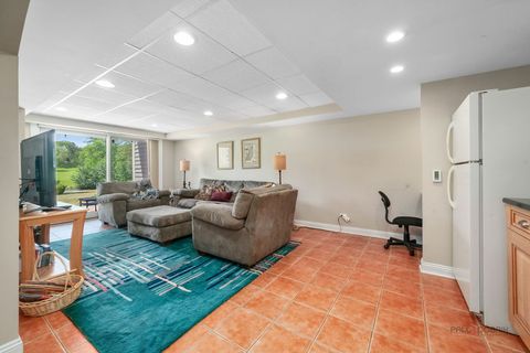 Tiny photo for 525 WHITE OAK Lane #26525, Lake Barrington, IL 60010 (MLS # 12670377)