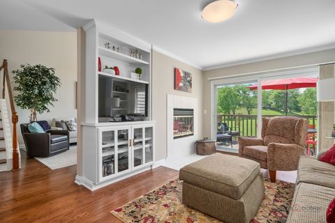 Tiny photo for 525 WHITE OAK Lane #26525, Lake Barrington, IL 60010 (MLS # 12670377)