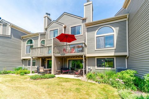 Tiny photo for 525 WHITE OAK Lane #26525, Lake Barrington, IL 60010 (MLS # 12670377)