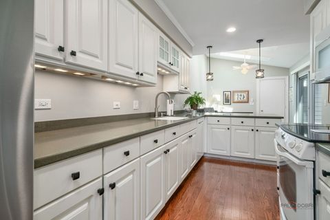 Tiny photo for 525 WHITE OAK Lane #26525, Lake Barrington, IL 60010 (MLS # 12670377)