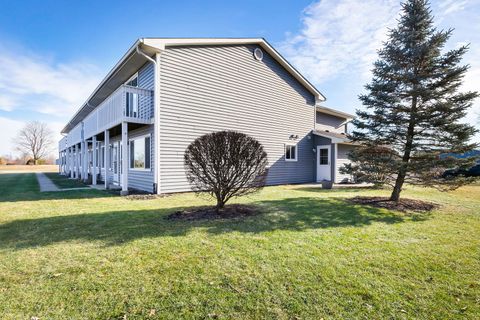 Tiny photo for 17475 W Chestnut Lane, Gurnee, IL 60031 (MLS # 12541610)